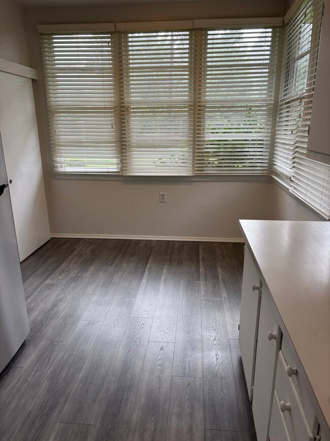 Photo - 1322 Knollwood Dr