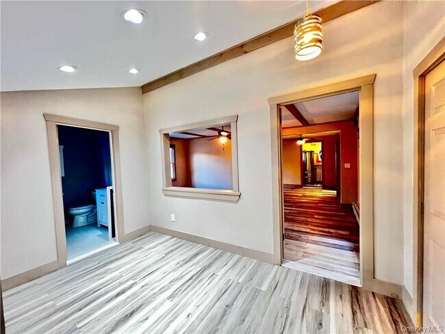 Photo - 23 Richard St Unit A