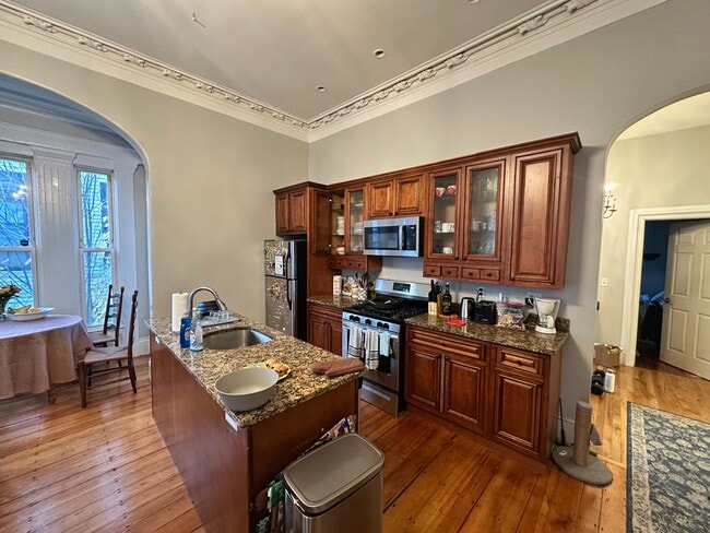 Photo - 135 Hillside St Unit R1