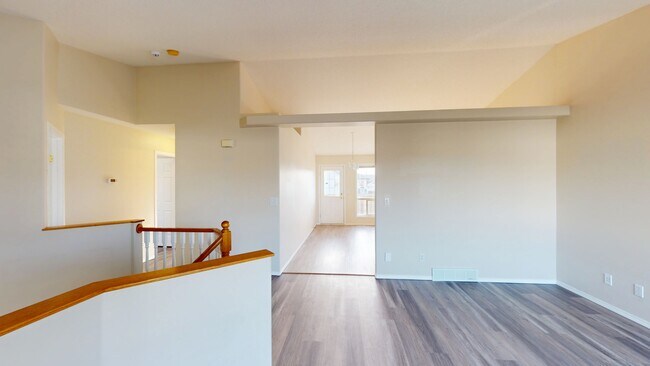 Photo - 10317-10374 74 Ave