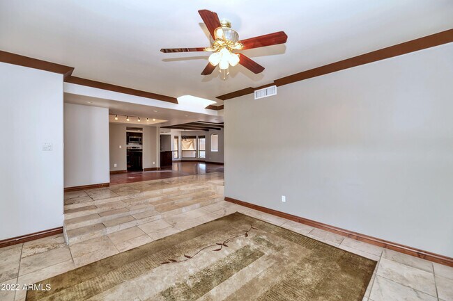 Photo - 15620 North 8th St