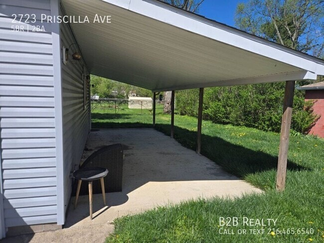 Photo - 2723 Priscilla Ave