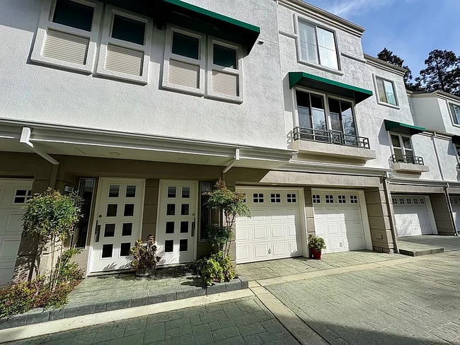 Photo - UNIT 102 Unit 102