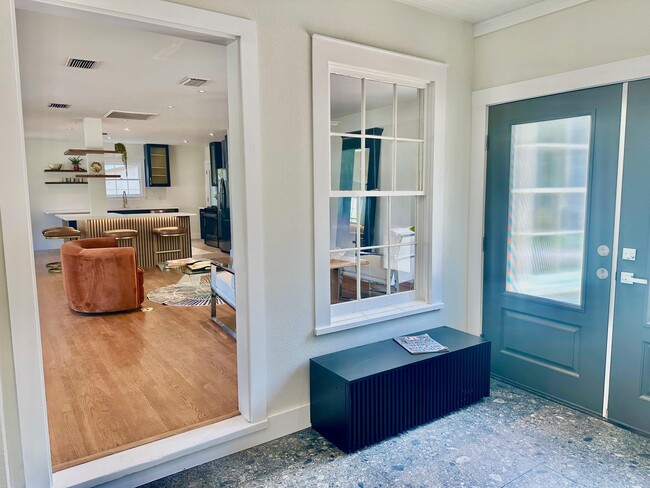 Photo - 4406 Airport Blvd