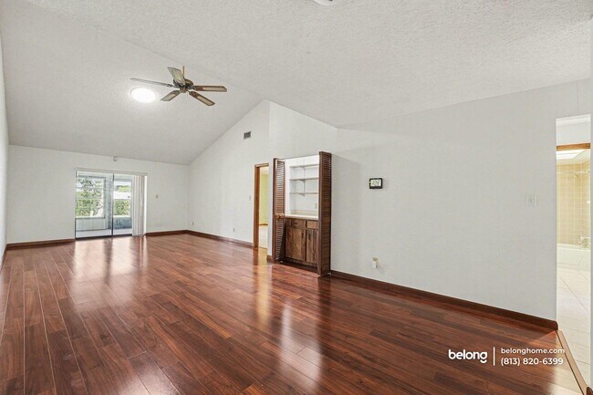 Photo - 2025 Sylvester Rd