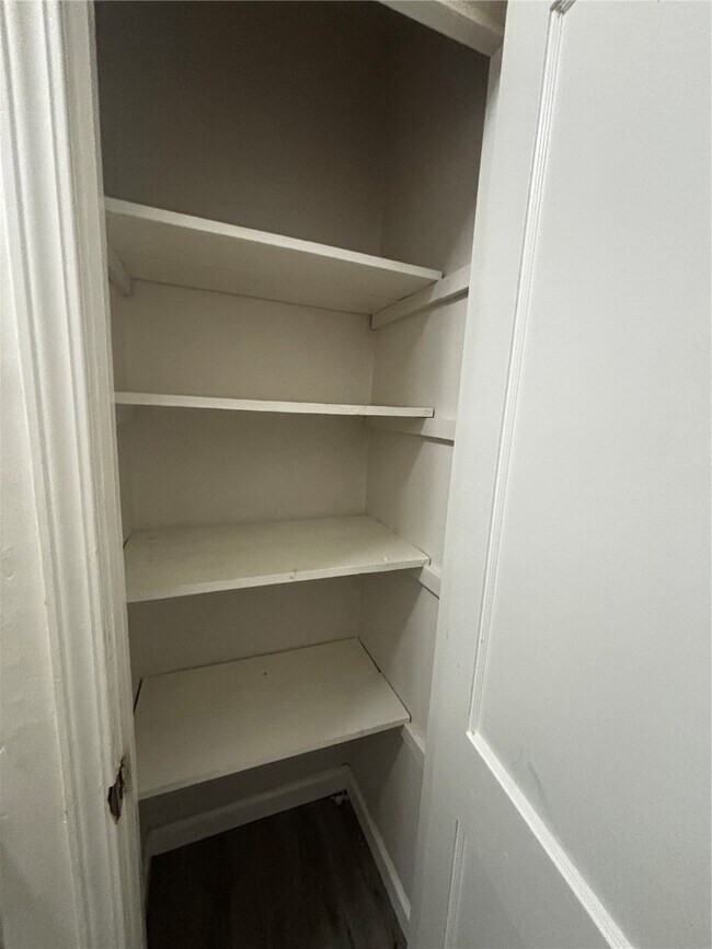 Photo - 4025 Hydraulic Ave Unidad A