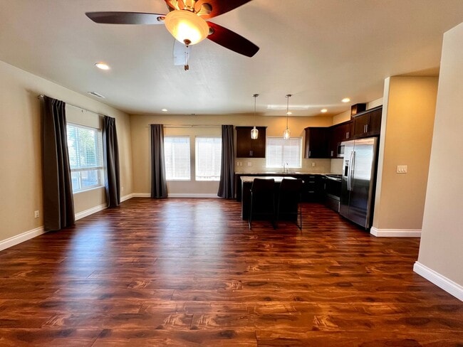 Building Photo - B606 Unit 1 Rental