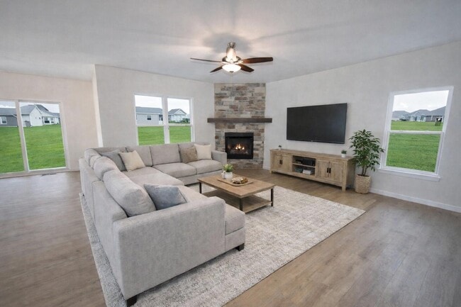 Photo - 2009 Savannah Dr