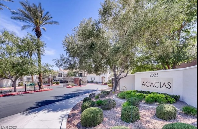 Photo - 2325 Windmill Pkwy Unidad 614 Rental