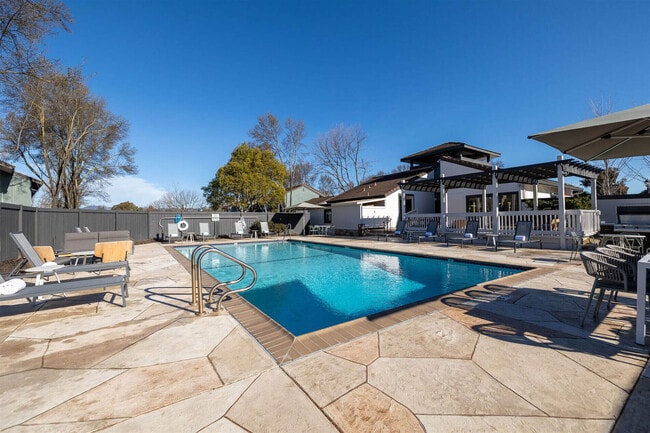 Photo - Diablo Vista Apartments