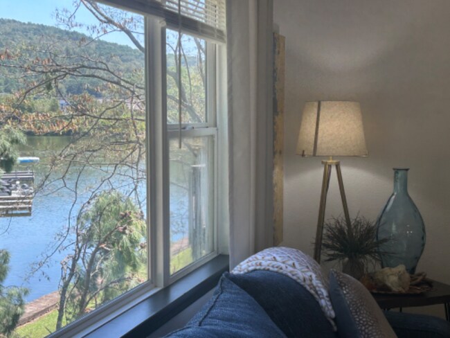 Photo - 112 McCurry Terrace