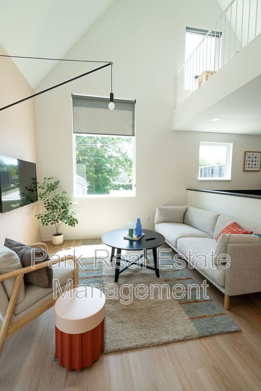 Photo - 901 E Edenton St