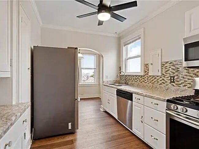 Photo - 239 The Blvd Unidad 2