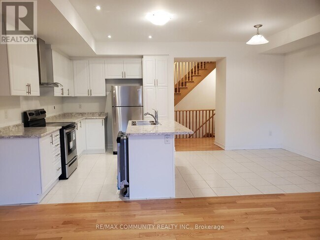 Photo - 31 Luzon Ave