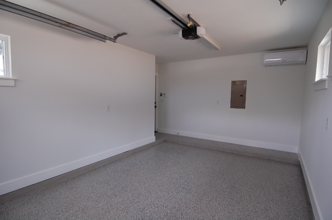 Photo - 6806 Pondsdale Ln