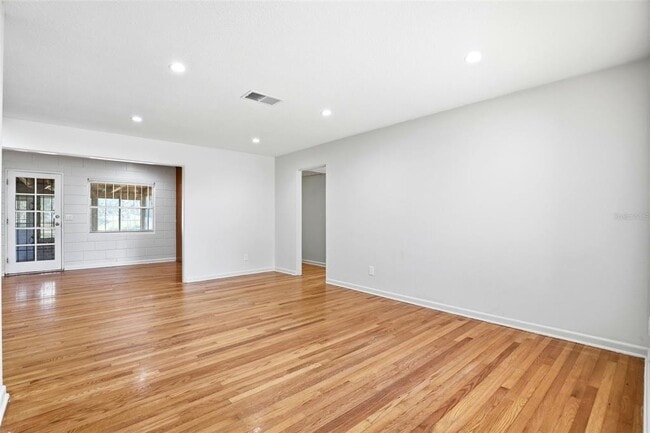 Photo - 1913 Baldwin Dr