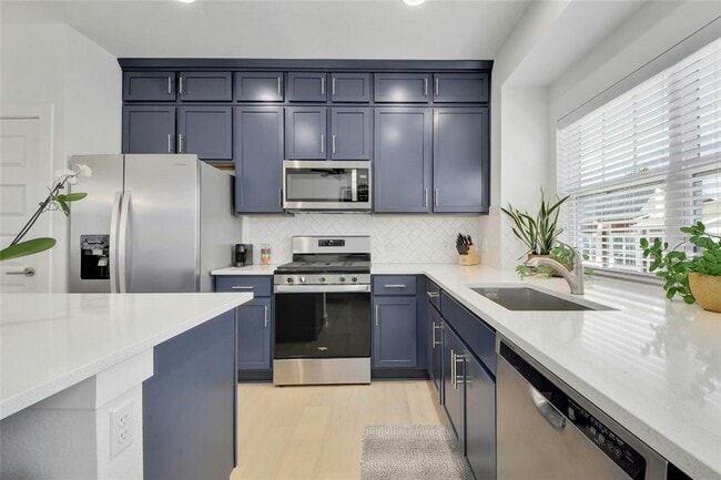 Building Photo - 2013 Warely Ln Unit 262C Rental
