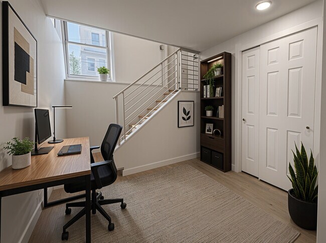 Photo - 1934 Green St Unit 1R