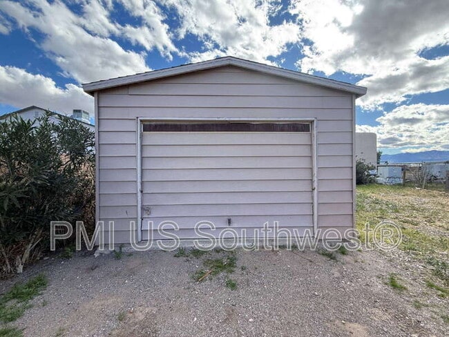 Photo - 750 Brill Dr