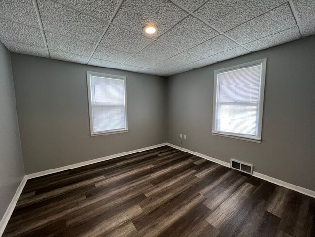 Photo - 1718 Locust St