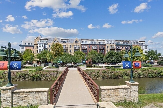Photo - 354 River St Condo Unit 3407