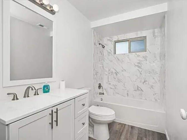 Photo - 214 Walker Dr