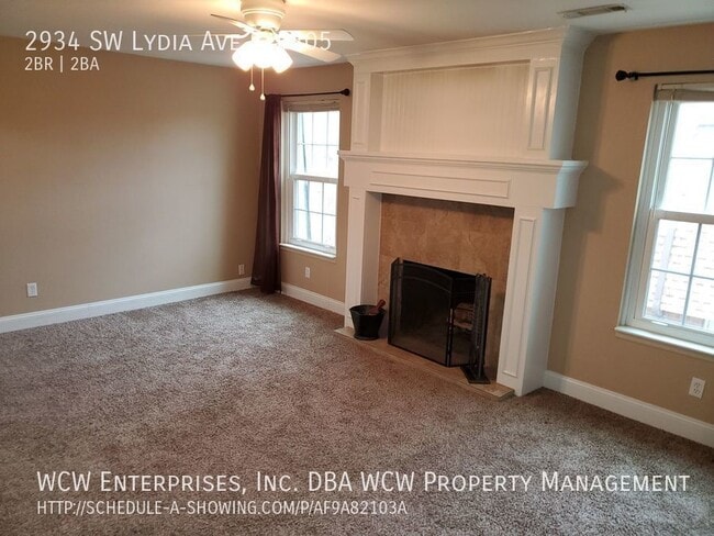 Photo - 2934 SW Lydia Ave Unit #205