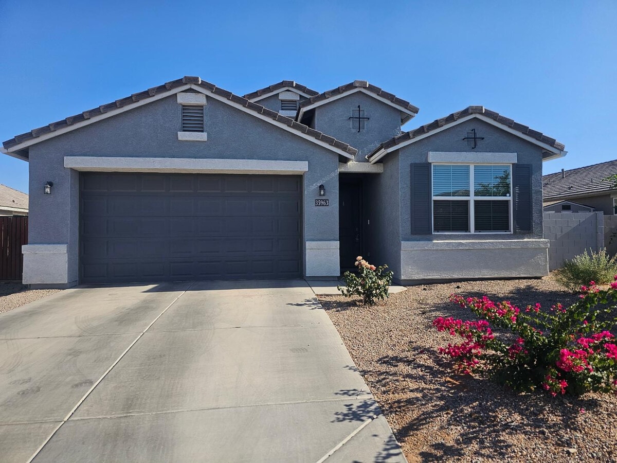 Photo - 35963 W San Alvarez Ave