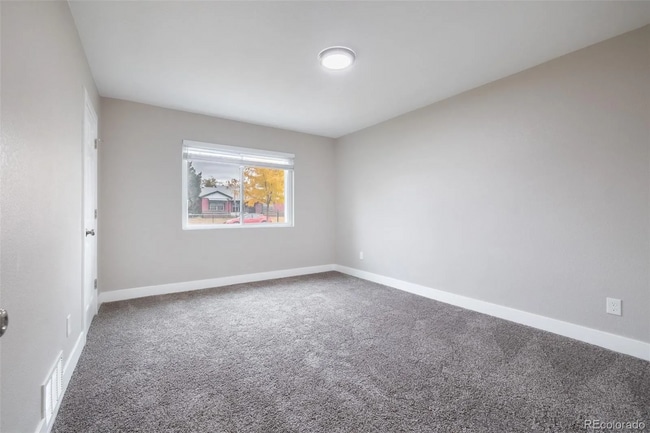 Building Photo - 955 Quentin St Rental