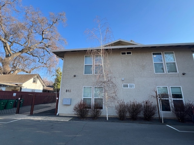 Building Photo - 815 Hazel St Unit B