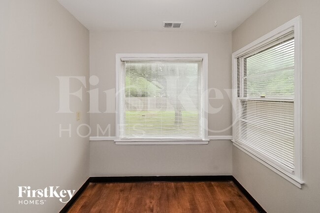 Photo - 1515 Mt Moriah Rd