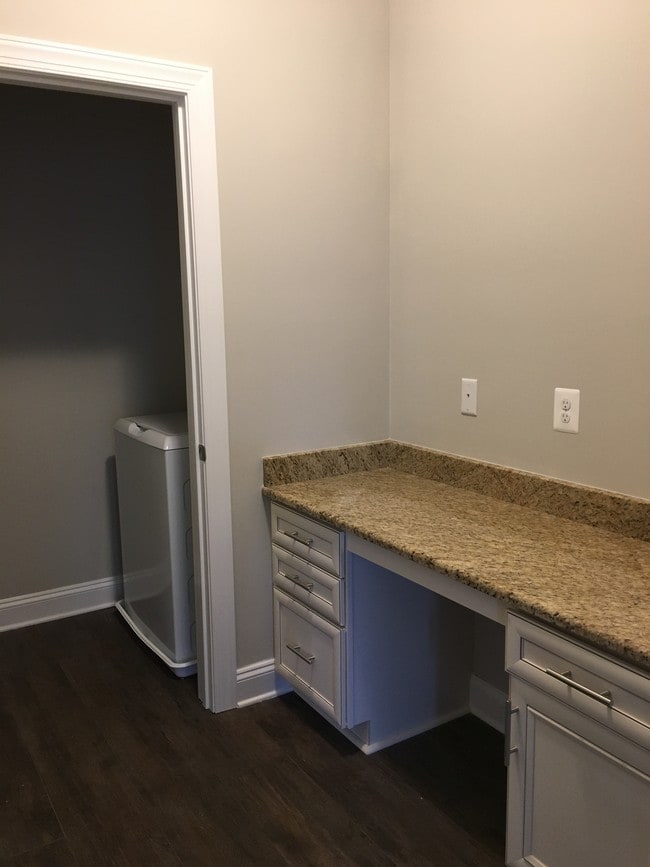 Photo - Hiatt Run Apartments