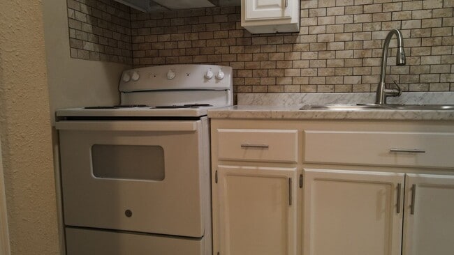 2 Bedroom 1 Bath Duplex