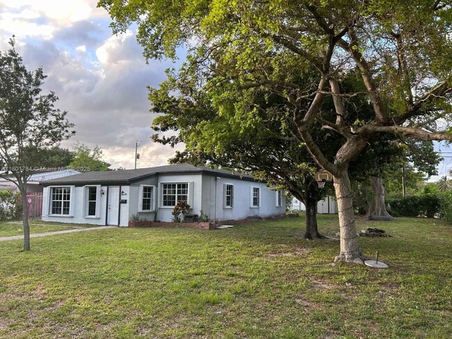 Photo - 1795 NE 175th St House
