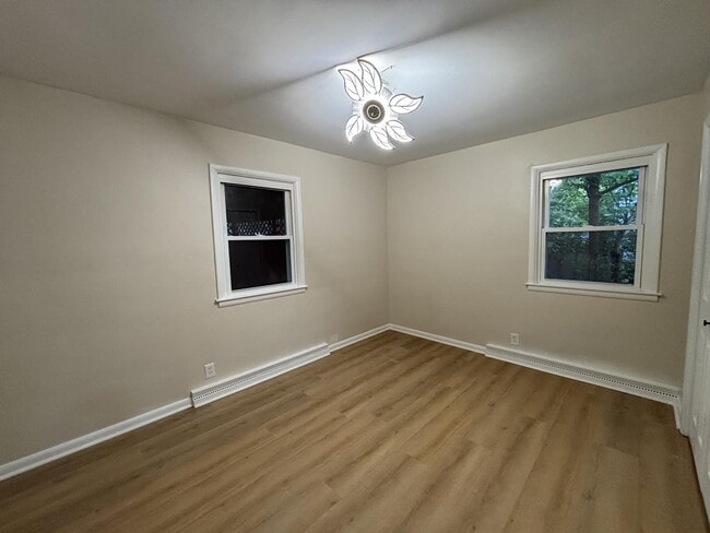 Photo - Cozy Flint Home with Fenced Yard & Pet-Friendly - Perfect for You!