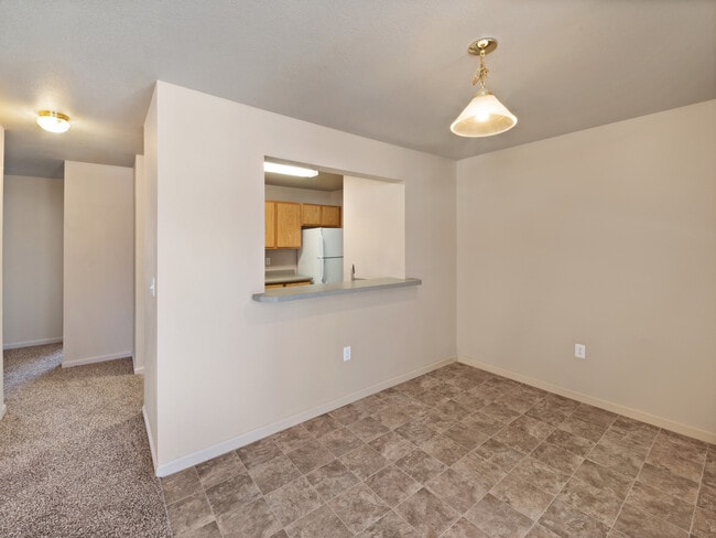 Lexington Hills Apartments