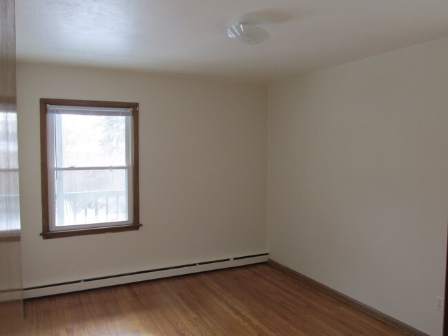 Photo - 1113 Haywood Dr Unit 4