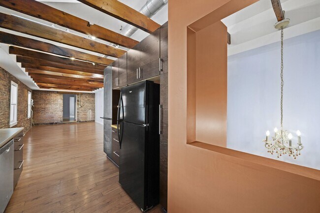 Photo - 4213 Butler St Unit 4213 Butler Street - Second Floor 2