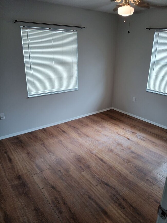 Photo - 1904 Honour Rd Unit 32