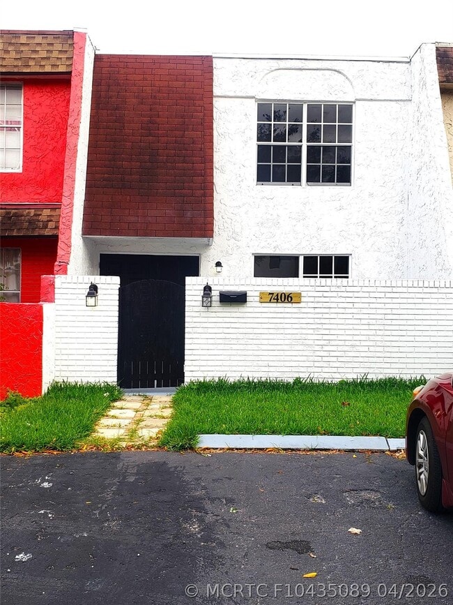 Photo - 7406 NW 75th St