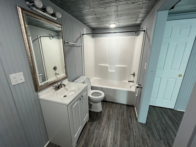 Photo - 1/1 Tinyhouse Cabin in Southside Unidad 16