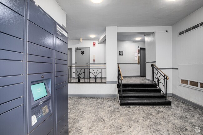 Photo - Richman Towers