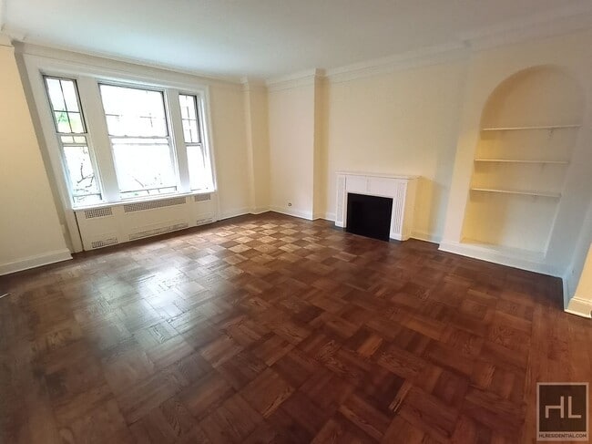 Building Photo - WEST 86 STREET Unit 3A