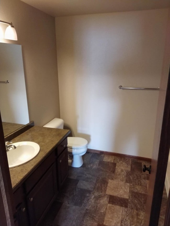 Photo - 1511 Sharloh LP