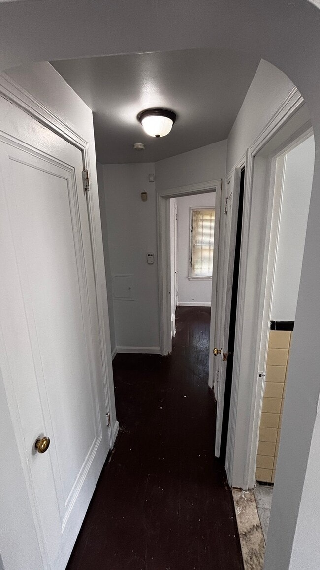 Photo - 14823 Kilbourne Ave