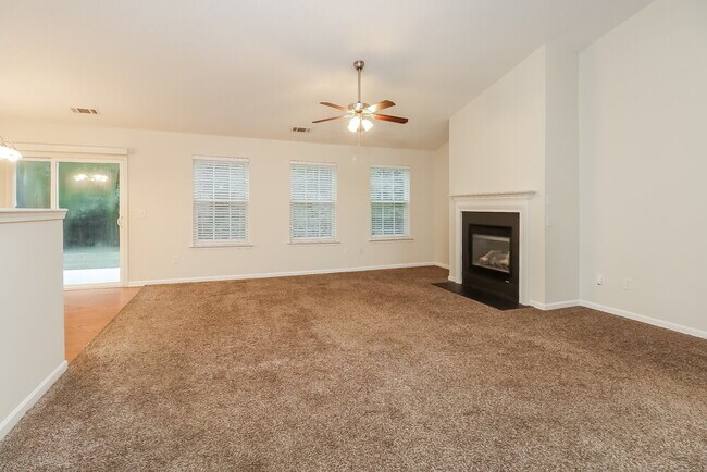 Photo - 4102 Hunters Trail Dr