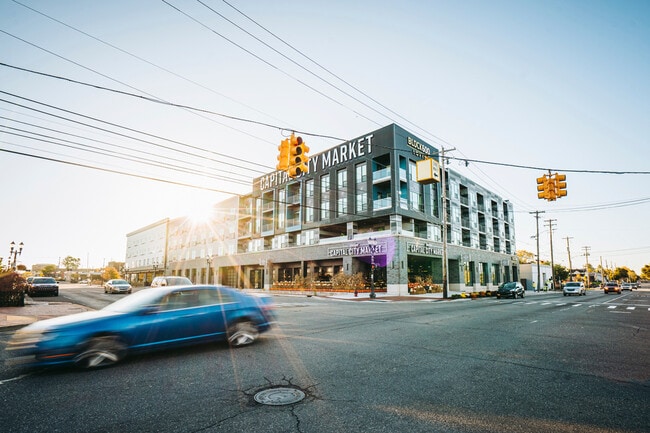 Block 600 - Block 600 Apartments