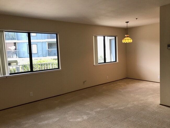 Living & Dining Areas - 362 Alida Way