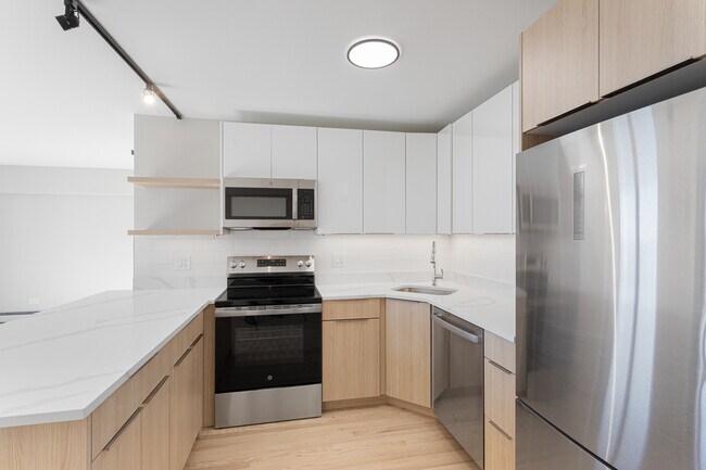 Photo - 6166 N Sheridan Rd Unidad 6K