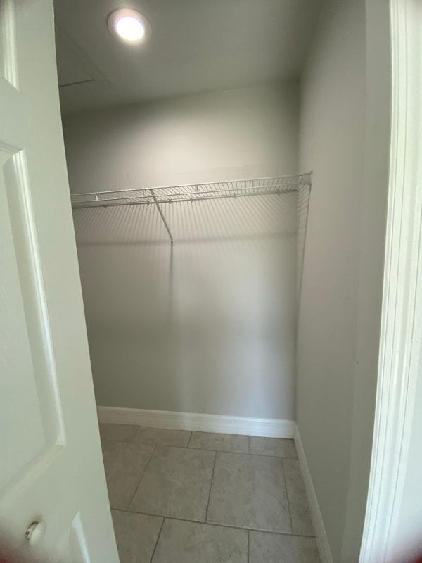 Photo - 5011 Benton St